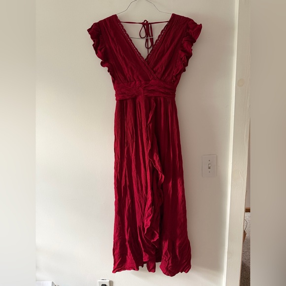 Altar'd State Dresses & Skirts - NWT Altar’d State Midi Ruffle Dress in Burgundy Red Size XS Holiday Party Guest